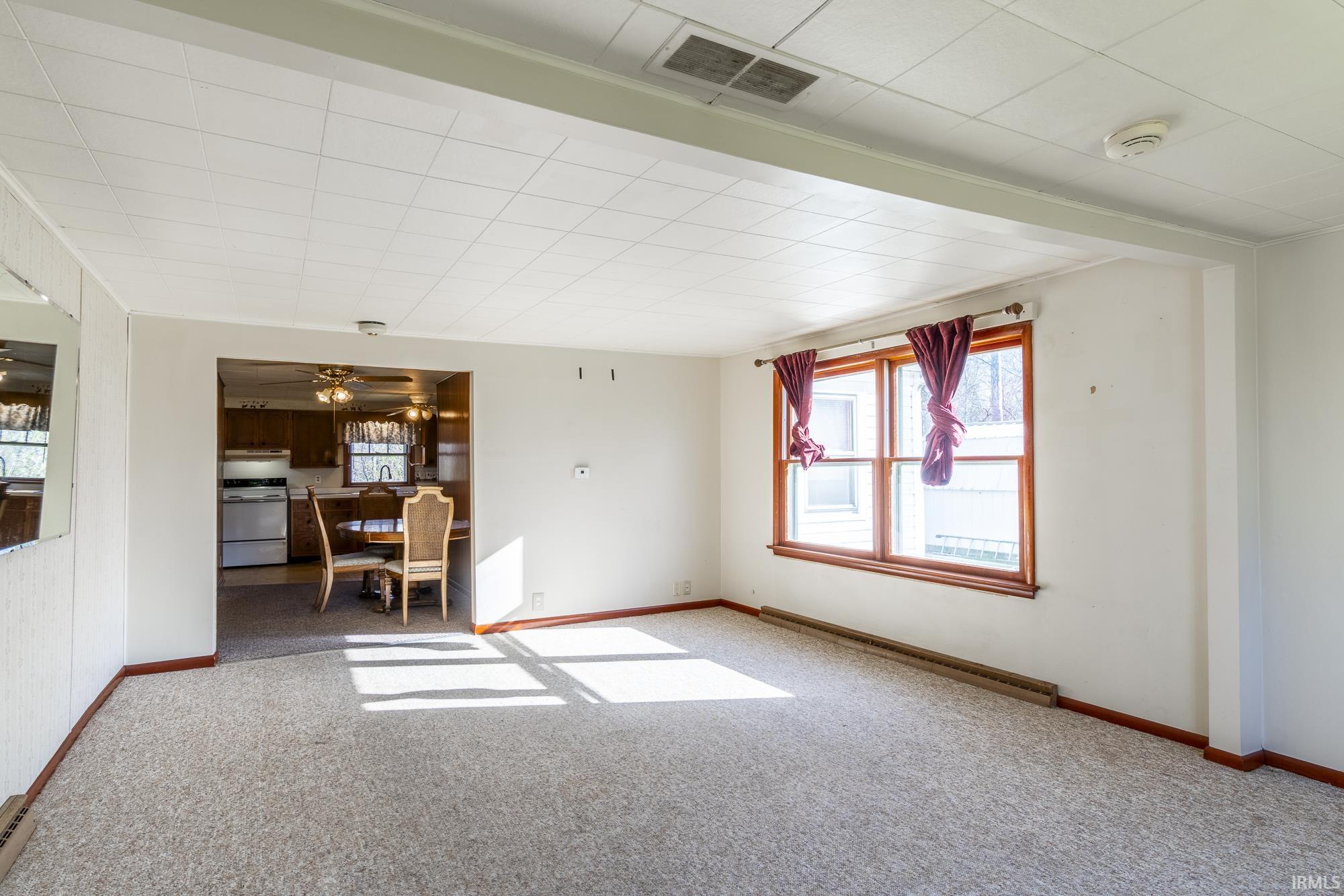 2108 Riverside Drive Huntington, IN 46750 - Photo 7 of 36 Gallery Image 7