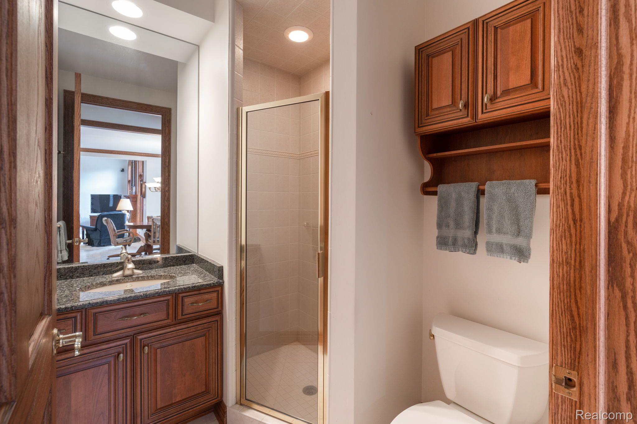 3105 McKail Road Romeo, MI 48065 - Photo 30 of 58 Bathroom Off Kitchen
