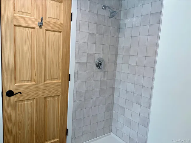 $1,950 | 156 Bloom Road, Barryville, NY 12719