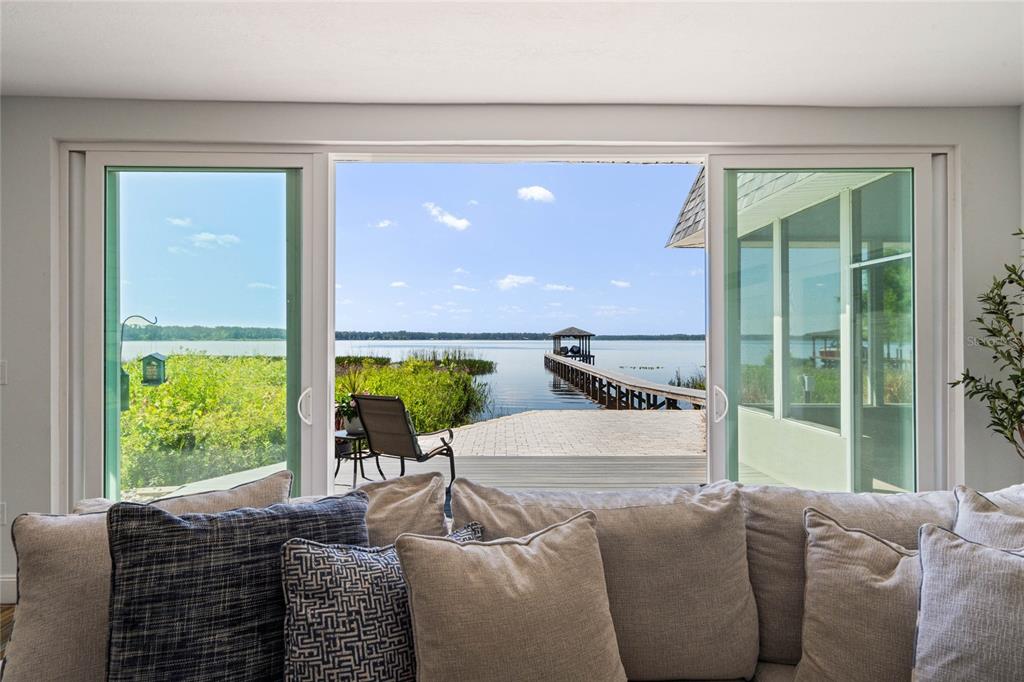 13830 Lake Mary Jane Road Orlando, FL 32832 - Photo 5 of 99 a living room with furniture and a window