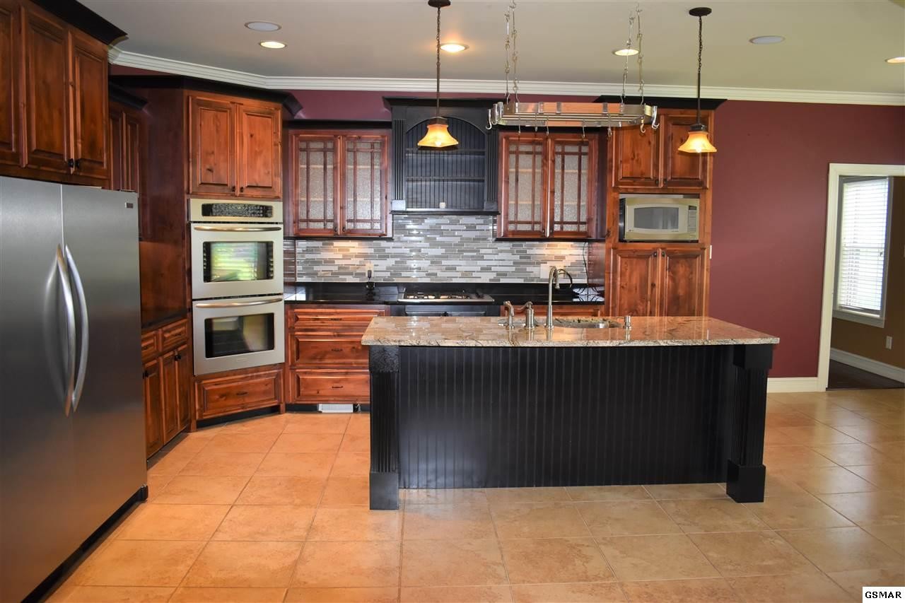 1302 Rippling Waters Circle Sevierville, TN 37876 - Photo 9 of 36 Gallery Image 9