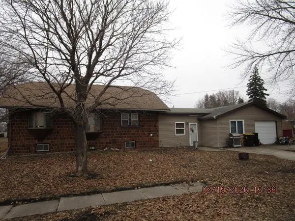 $44,950 | 608 North 5th Street, Bricelyn, MN 56014