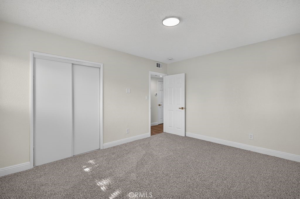 932 North Encina Avenue Rialto, CA 92376 - Photo 17 of 28
