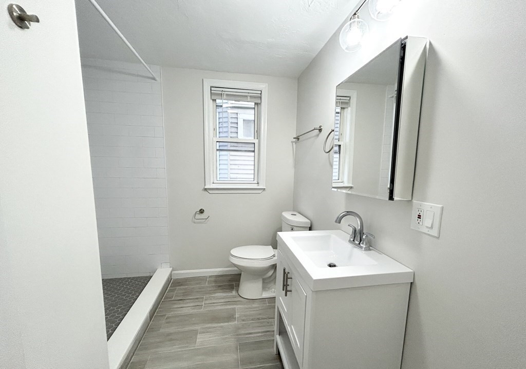 153 East Cottage Street, Unit 2 Boston, MA 02125 - Photo 6 of 9