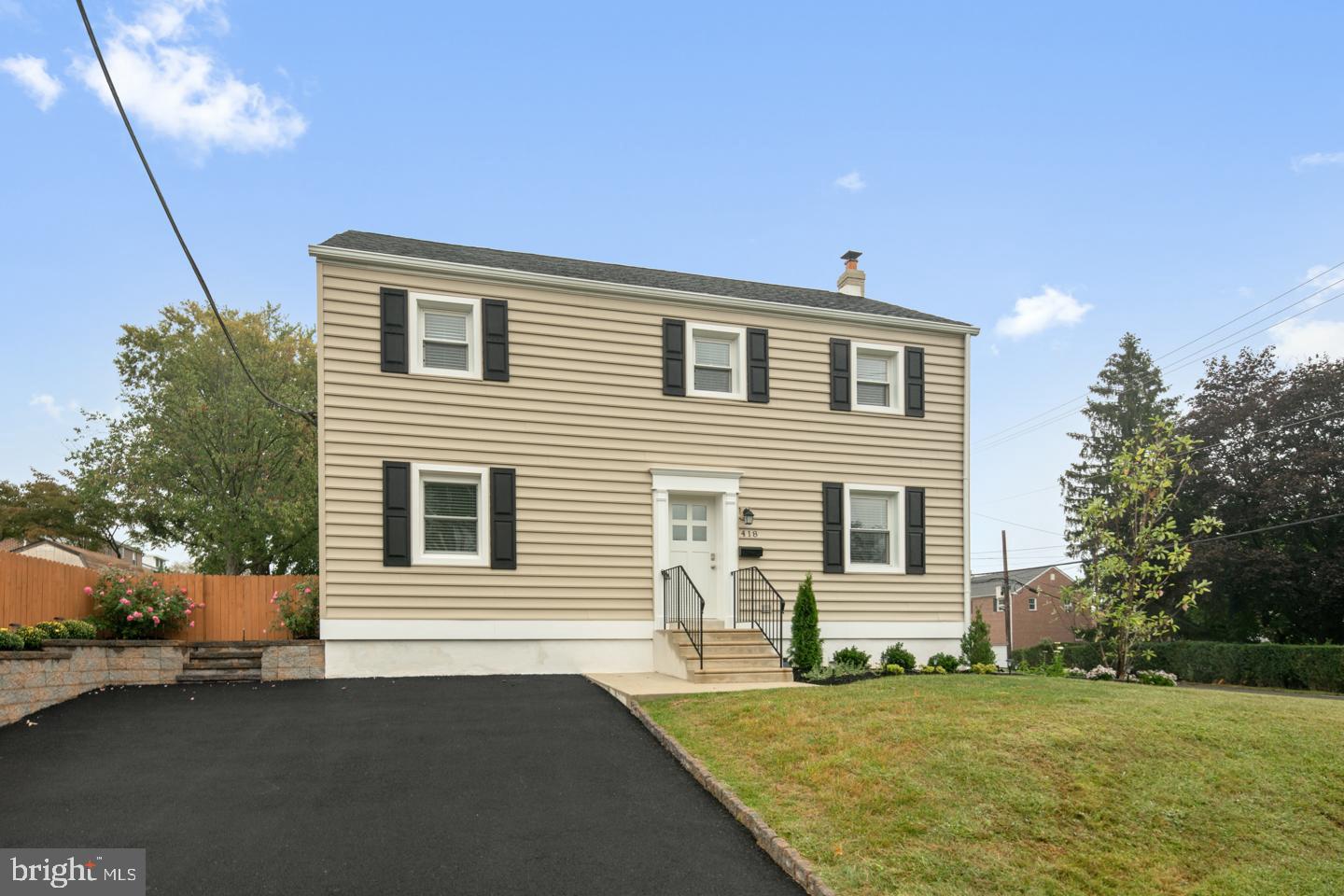 418 Steel Road Havertown, PA 19083 - Photo 3 of 35 Gallery Image 3