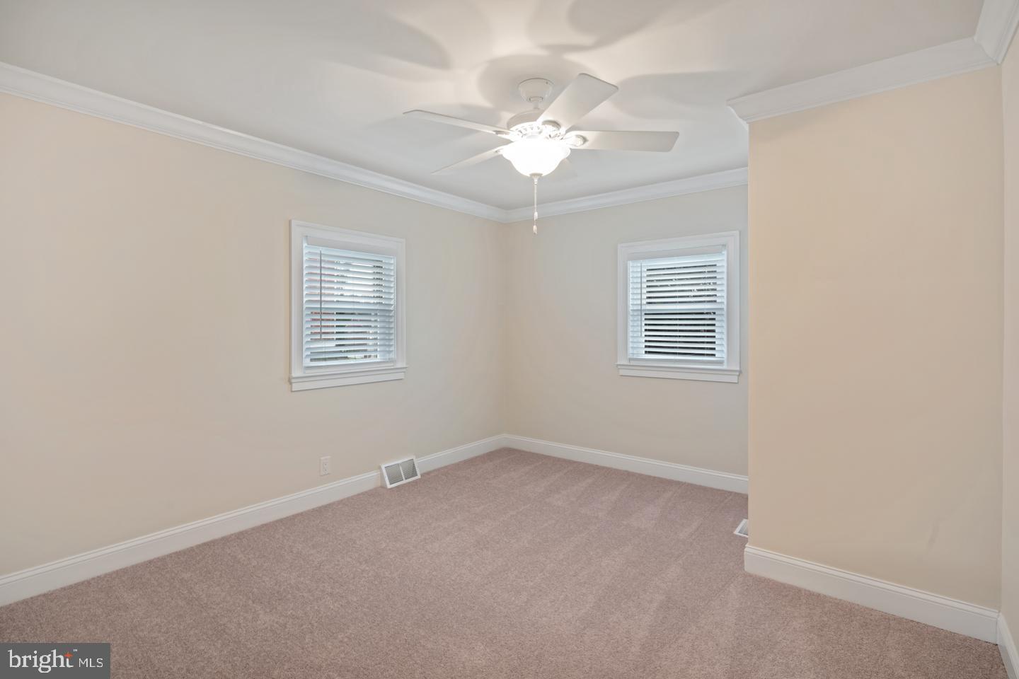 418 Steel Road Havertown, PA 19083 - Photo 30 of 35 Gallery Image 30