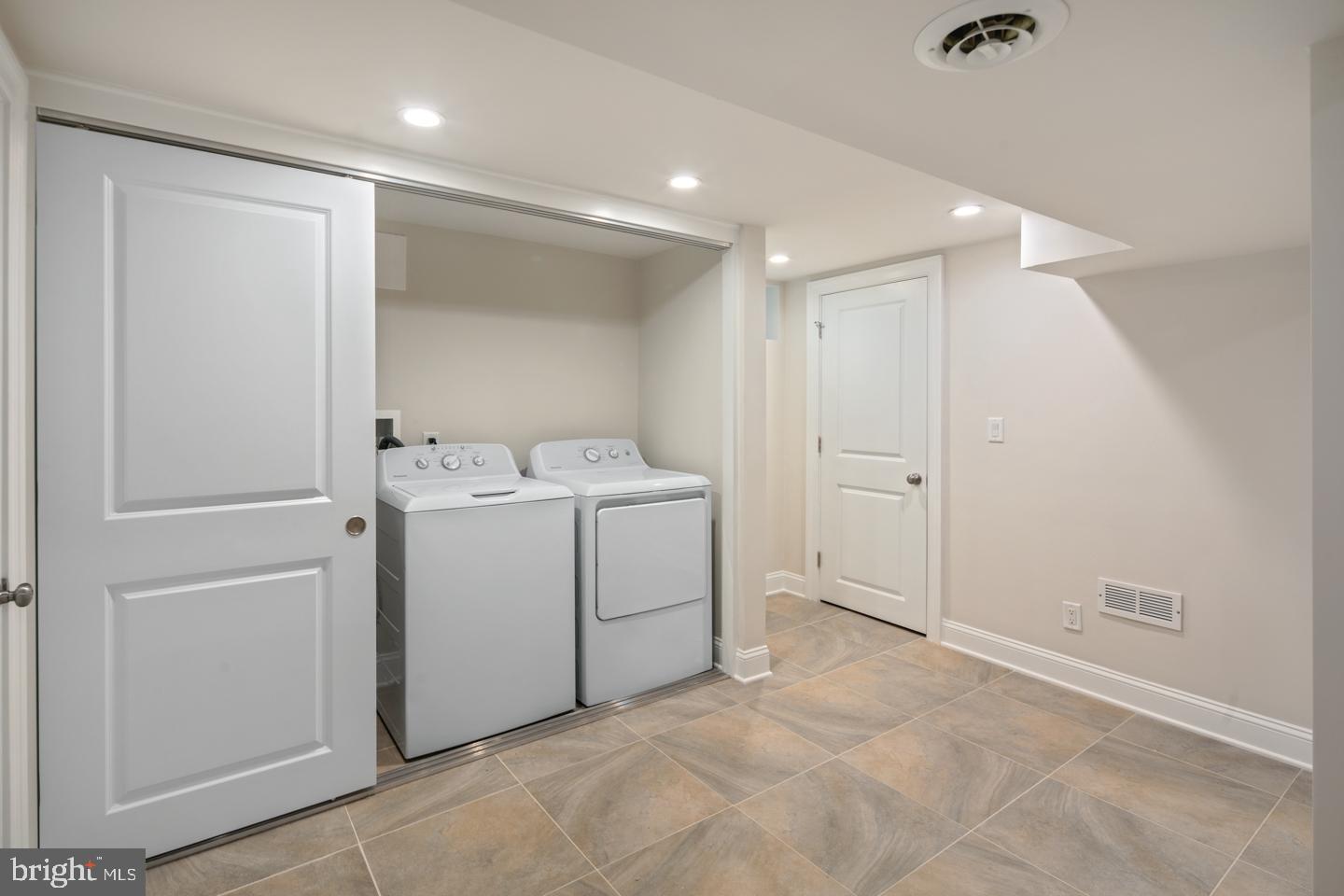 418 Steel Road Havertown, PA 19083 - Photo 32 of 35 Gallery Image 32