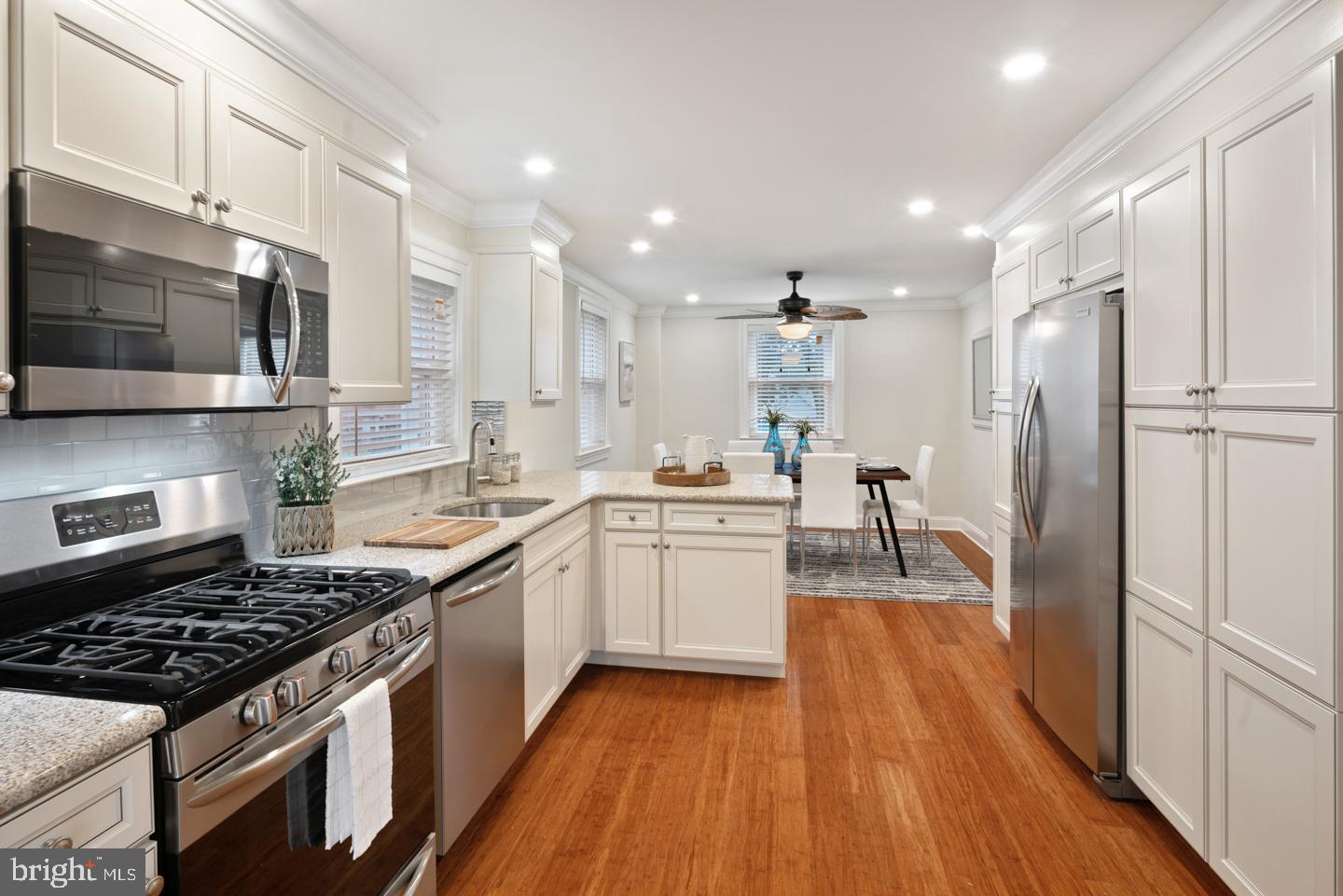 418 Steel Road Havertown, PA 19083 - Photo 7 of 35 Gallery Image 7