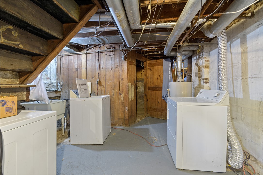 114 Laburnam Crescent Rochester, NY 14620 - Photo 12 of 20