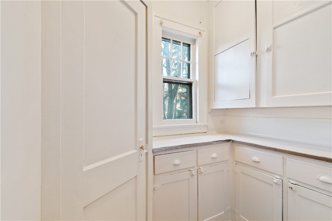 114 Laburnam Crescent Rochester, NY 14620 - Photo 13 of 20