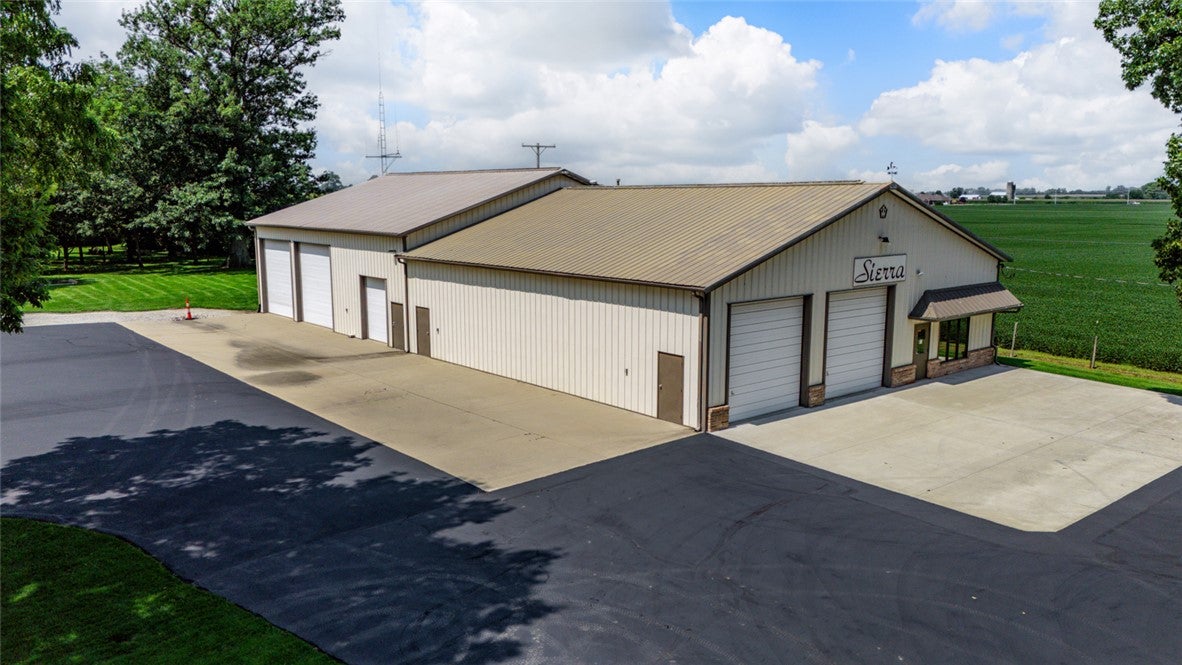 2080 Experiment Farm Road Troy, OH 45373 - Photo 15 of 73 Gallery Image 15