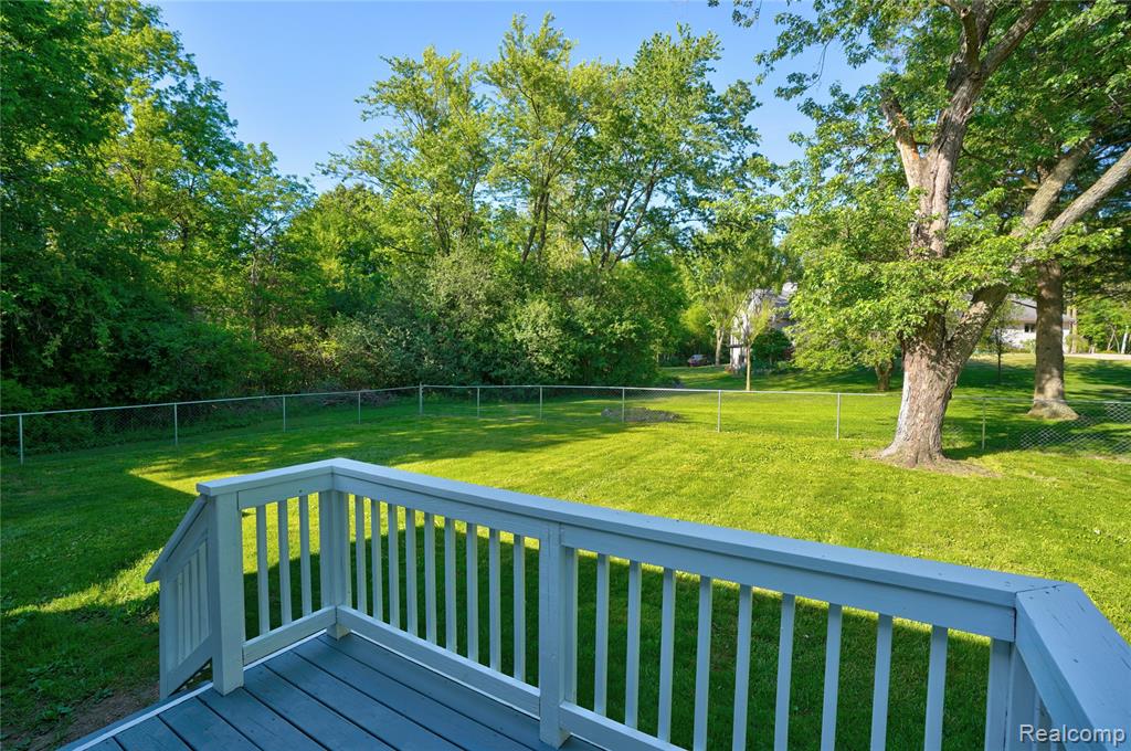 1460 West Silverbell Road Lake Orion, MI 48359 - Photo 15 of 69