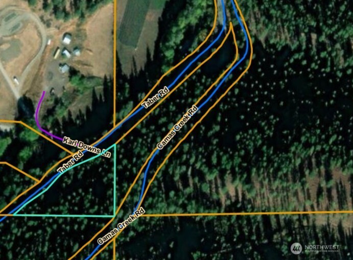 8325 Taber Road Cashmere, WA 98815 - Photo 8 of 13 a city view from a balcony