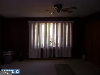 10 West Elbon Road Brookhaven, PA 19015 - Photo 5 of 10 Family Room