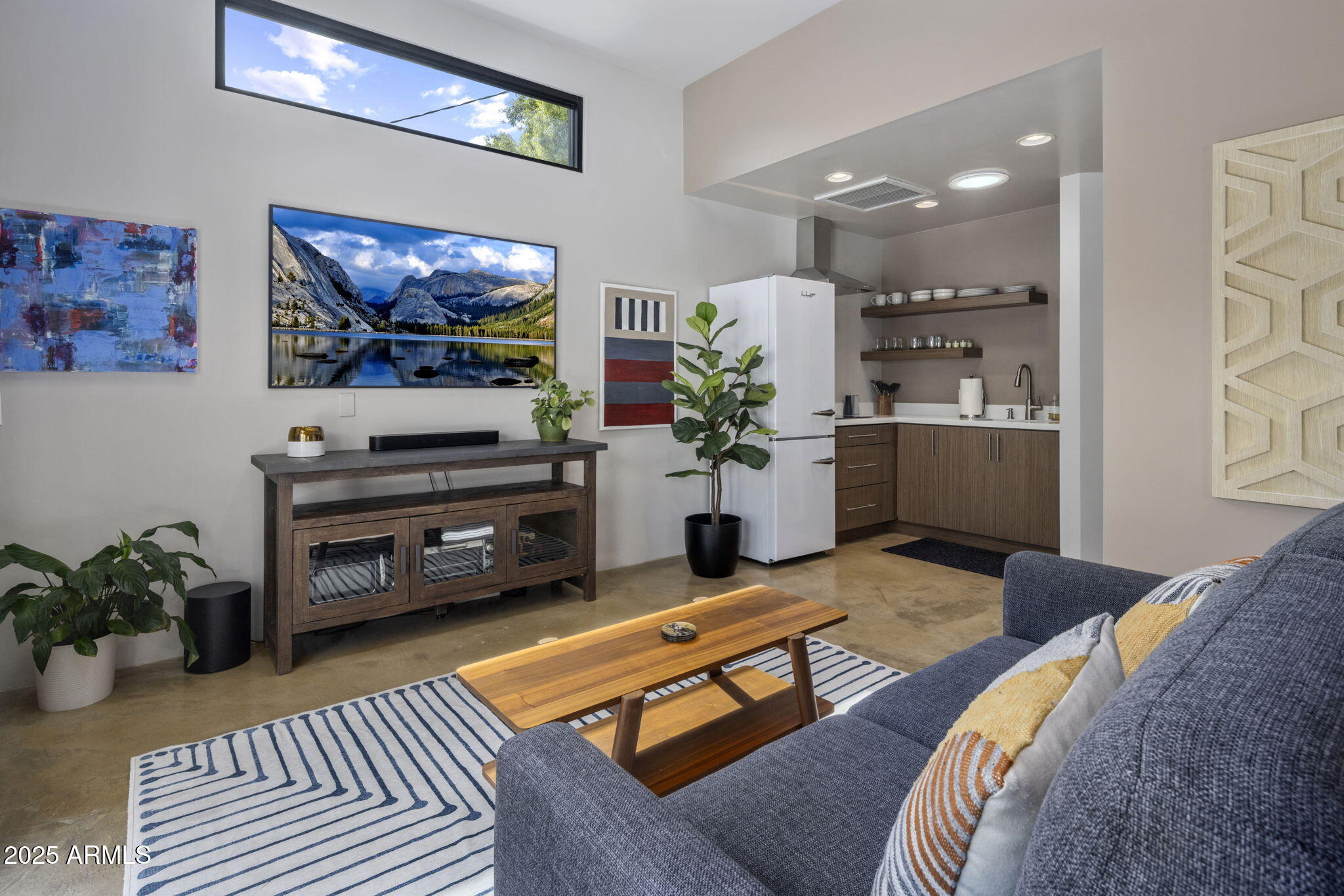 219 East Oregon Avenue Phoenix, AZ 85012 - Photo 28 of 37 Guest house