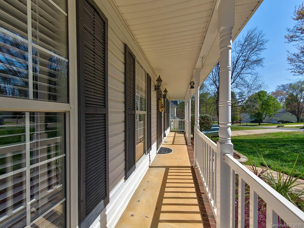 9324 Cedar River Road Huntersville, NC 28078 - Photo 3 of 29 Gallery Image 3