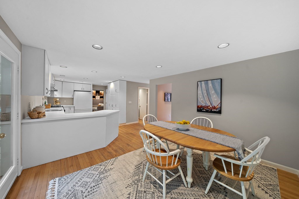 41 Manomet Road Sharon, MA 02067 - Photo 16 of 42 Gallery Image 16