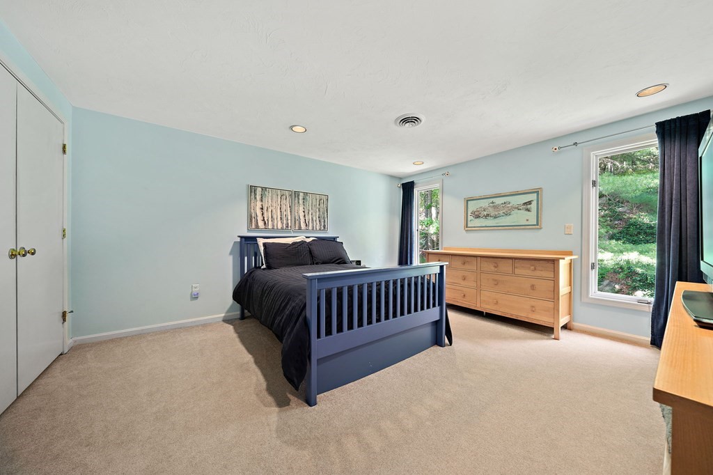 41 Manomet Road Sharon, MA 02067 - Photo 23 of 42 Gallery Image 23