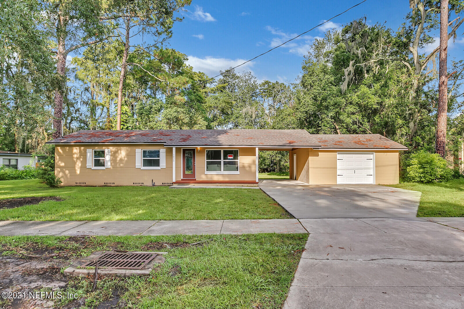 1826 Ryar Road Jacksonville, FL 32216 - Photo 3 of 25 02_IMG_2814_mls