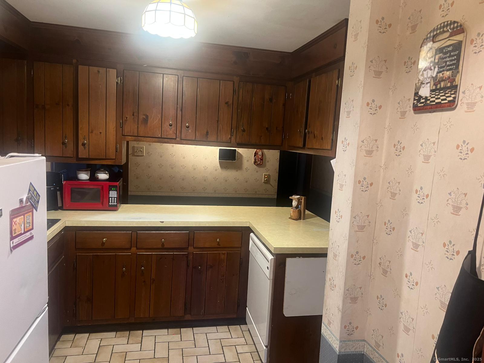 178 Elm Street Meriden, CT 06450 - Photo 5 of 18 a utility room with a sink