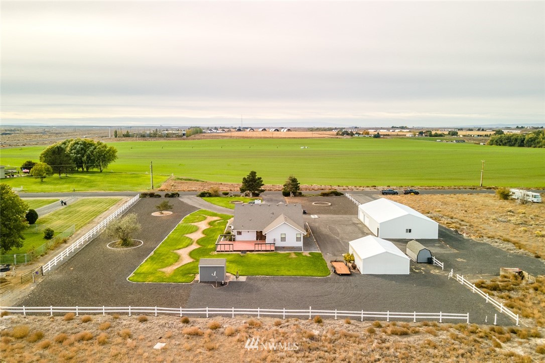 1321 Ne Road East Moses Lake, WA 98837 - Photo 12 of 40 Gallery Image 12