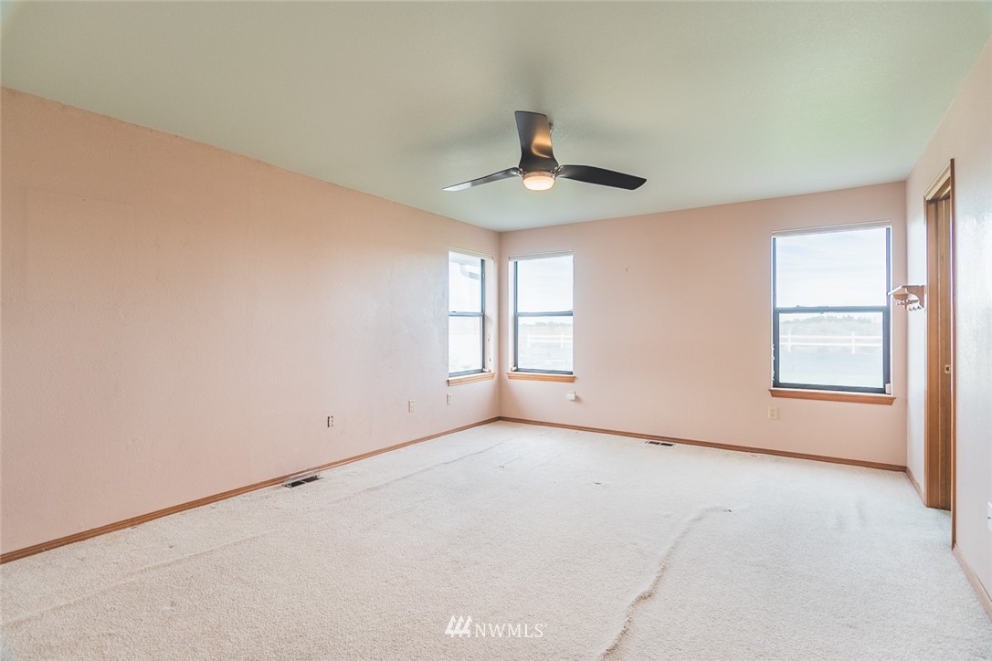 1321 Ne Road East Moses Lake, WA 98837 - Photo 28 of 40 Gallery Image 28