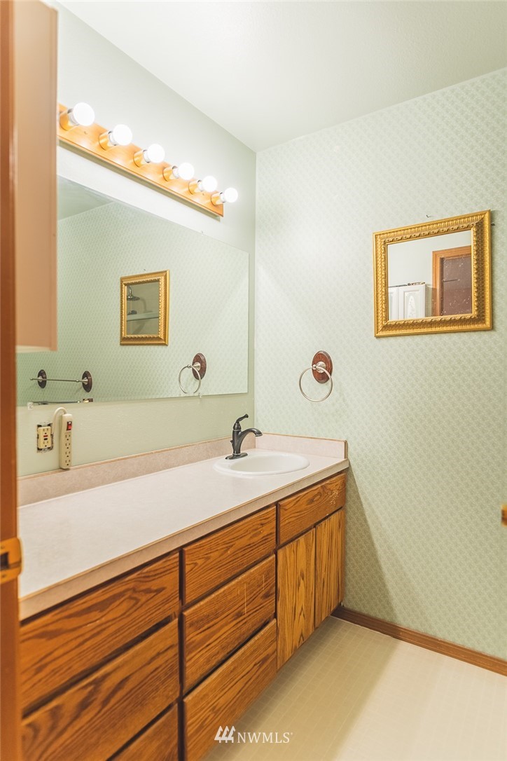 1321 Ne Road East Moses Lake, WA 98837 - Photo 31 of 40 Gallery Image 31