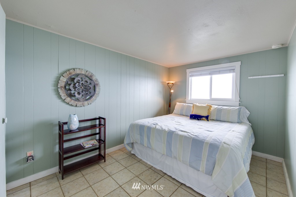 9867 Miami Beach Road Northwest Seabeck, WA 98380 - Photo 14 of 25 Gallery Image 14