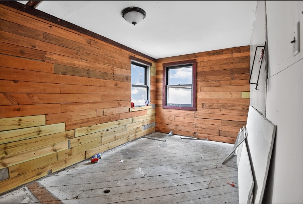 210 South High Street Havana, IL 62644 - Photo 13 of 17 a view of a entryway door of the house