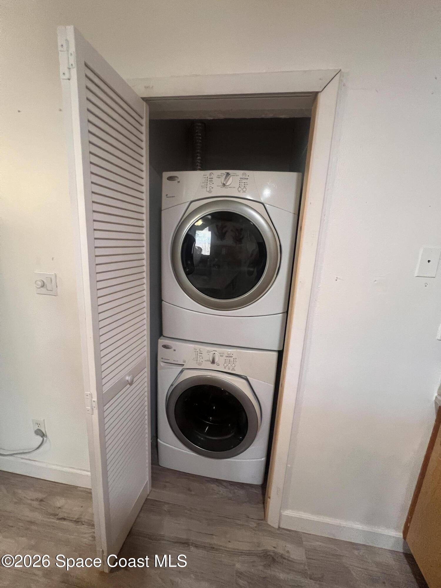 2796 Lancaster Road Melbourne, FL 32935 - Photo 15 of 29 20260529_135251651_iOS