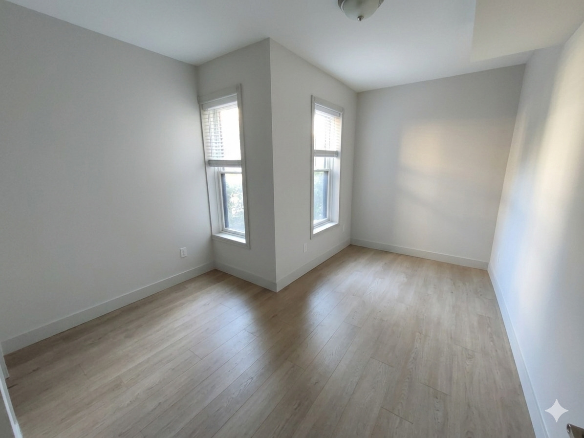 744 West California Terrace, Unit 1 Chicago, IL 60657 - Photo 9 of 18