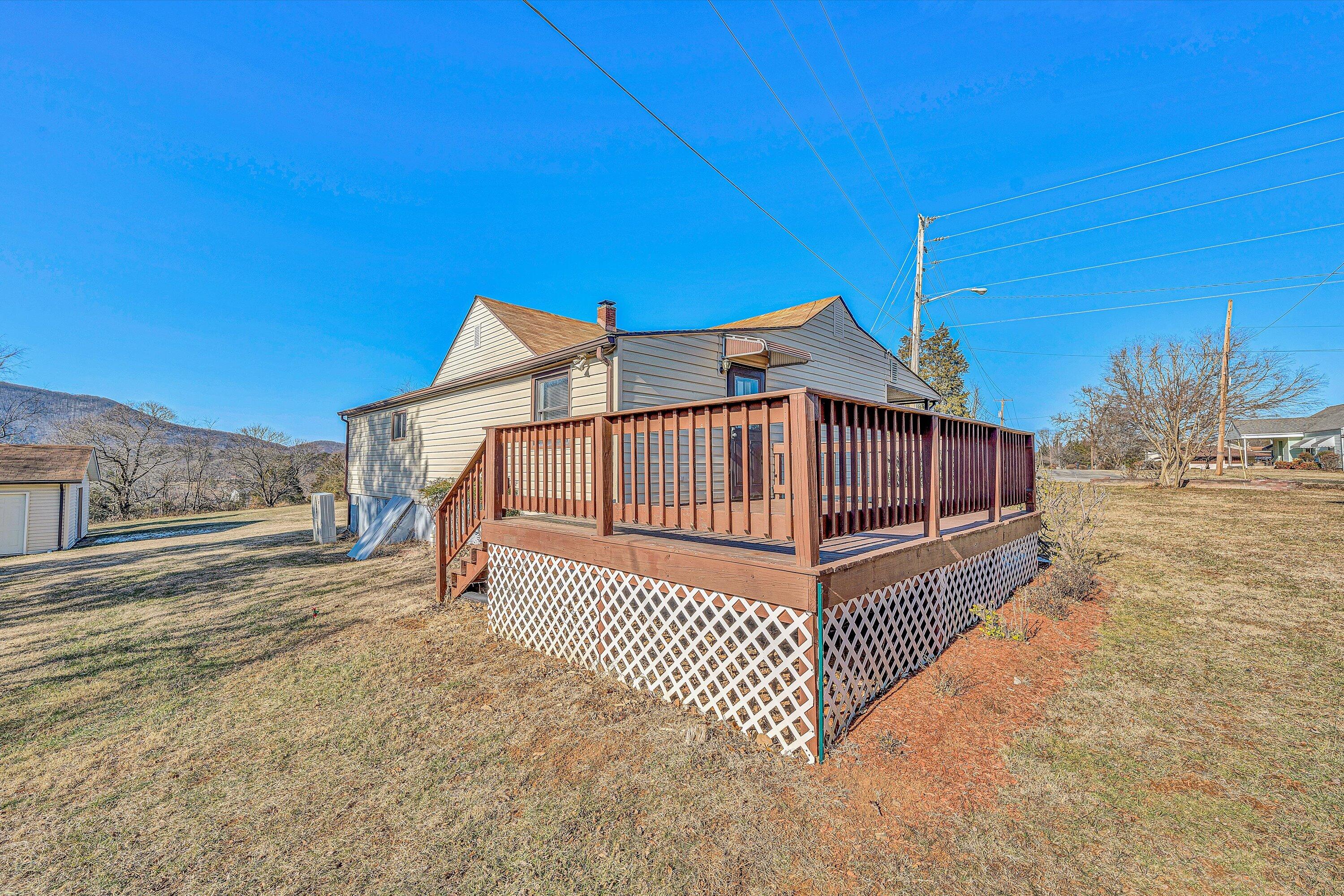 3531 Hemingway Road Roanoke, VA 24014 - Photo 24 of 32 24-DSC00085