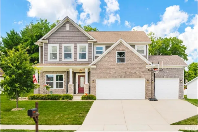 $465,000 | 701 Abigail Lane, Ellettsville, IN 47429