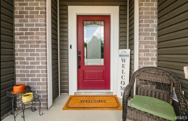 $465,000 | 701 Abigail Lane, Ellettsville, IN 47429