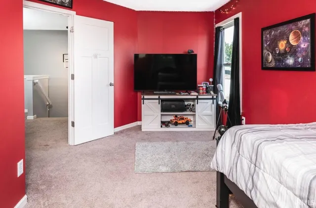 $465,000 | 701 Abigail Lane, Ellettsville, IN 47429