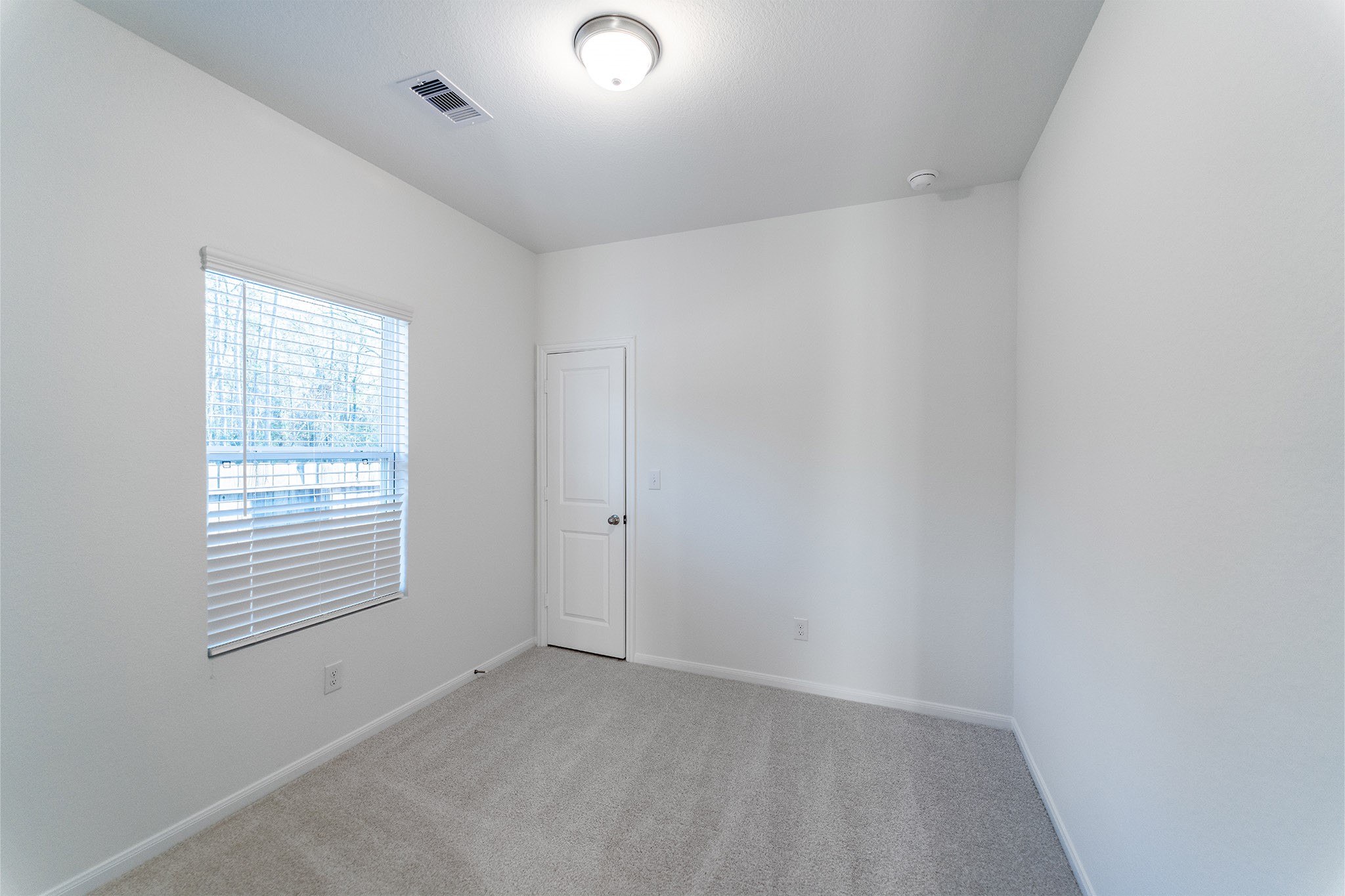 14136 Biscayne Trail Conroe, TX 77303 - Photo 7 of 18