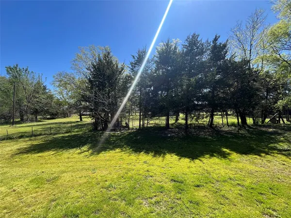 $1,595 | 159 County Road 3501, Greenville, TX 75402