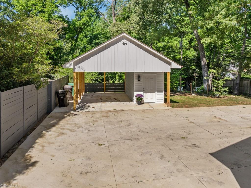 919 Rotary Drive High Point, NC 27262 - Photo 36 of 40