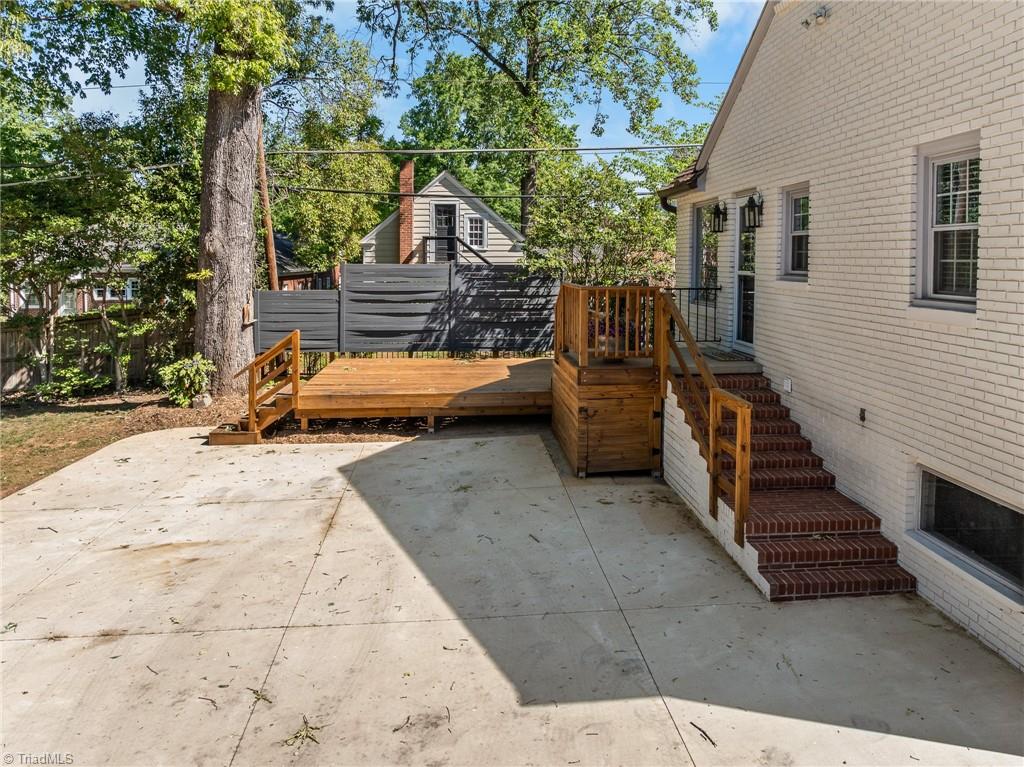 919 Rotary Drive High Point, NC 27262 - Photo 37 of 40