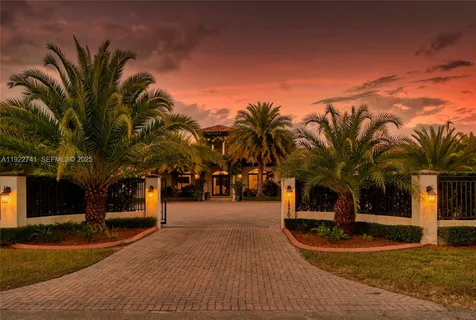 $2,199,000 | 15701 Southwest 254th Street, Homestead, FL 33031