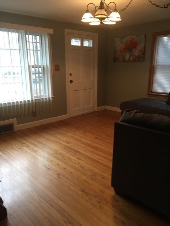 120 Savoy Avenue Springfield, MA 01104 - Photo 5 of 10 Gallery Image 5