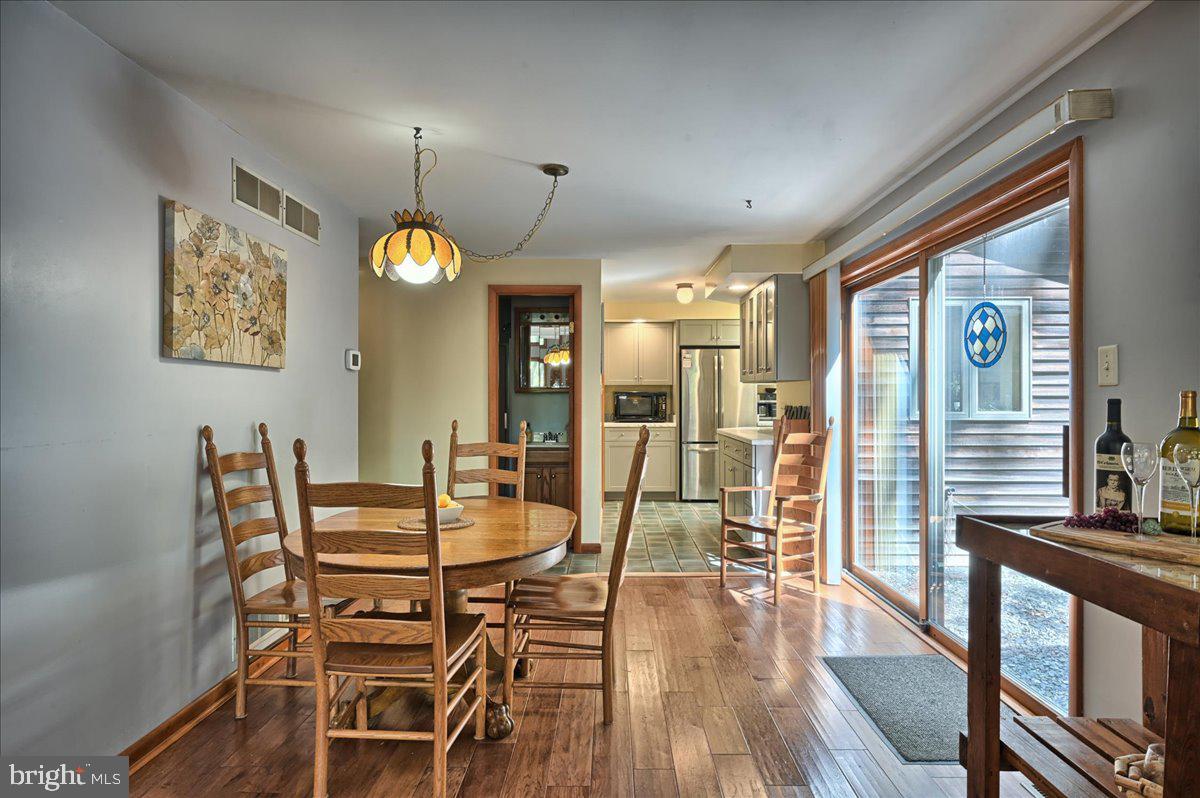 608 Spring Lane Boiling Springs, PA 17007 - Photo 19 of 52 Dining Area