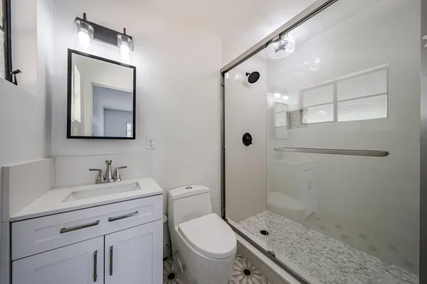 $3,500 | 2816 North 33rd Place, Phoenix, AZ 85008