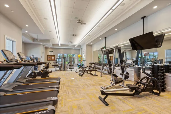 $4,100 | 1101 Banyan Drive, Hollywood, FL 33021