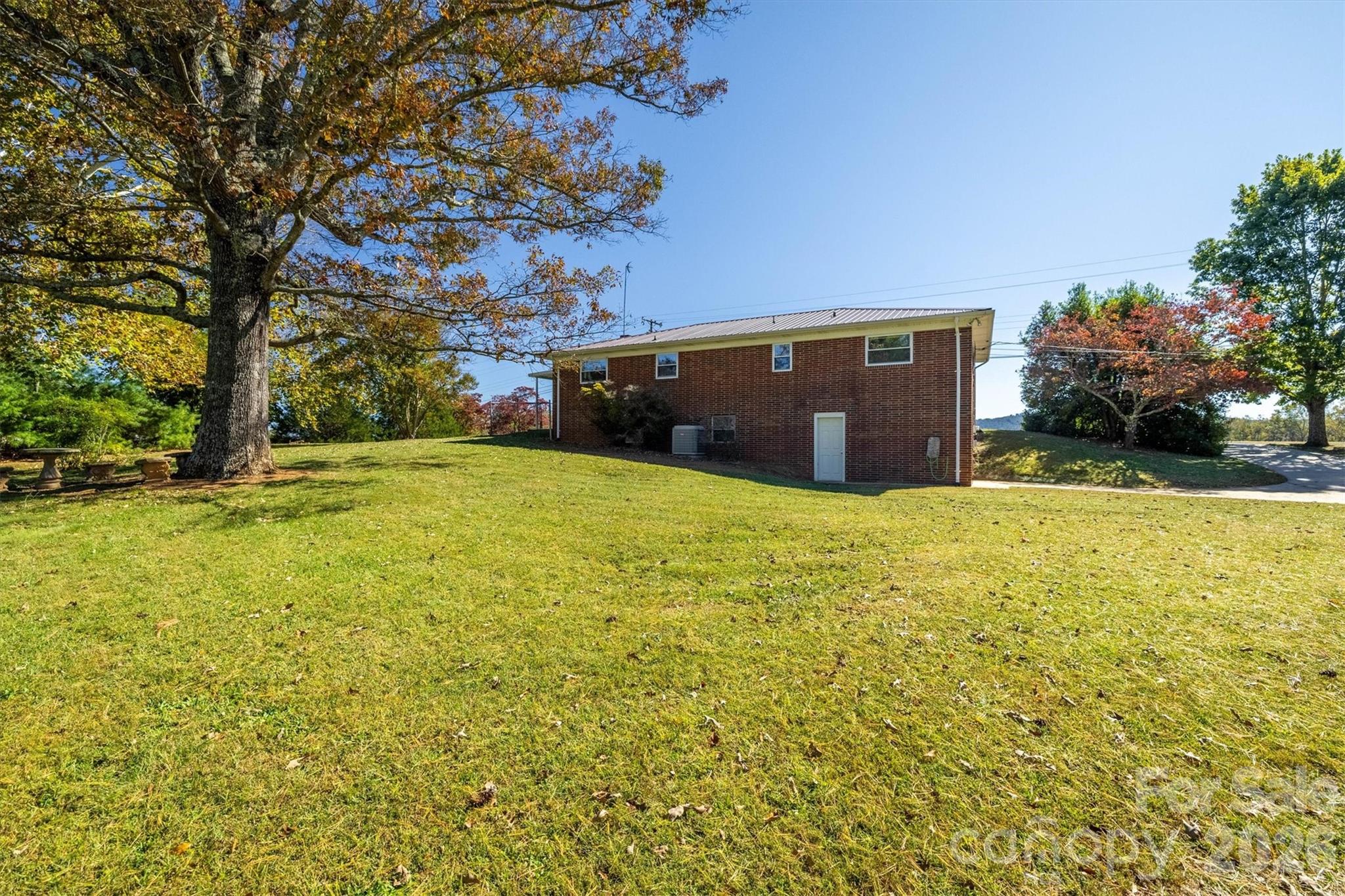2106 Enon Road Morganton, NC 28655 - Photo 27 of 29 Gallery Image 27