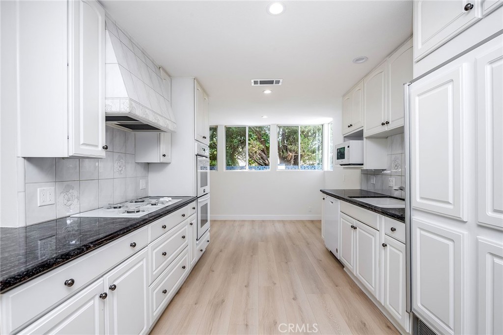 7144 Deveron Ridge Road West Hills, CA 91307 - Photo 13 of 30