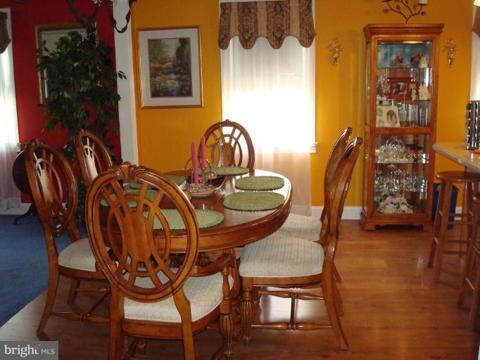 313 Greyhound Road Essex, MD 21221 - Photo 8 of 30 Dining Area