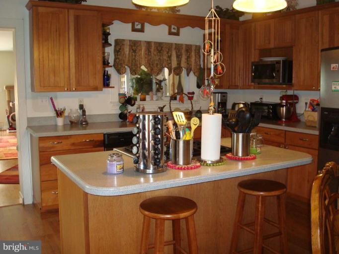 313 Greyhound Road Essex, MD 21221 - Photo 9 of 30 Kitchen