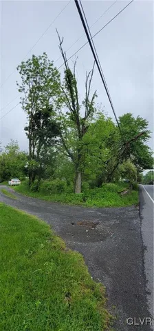 $85,000 | 149 Pleasant Valley Road, Pine Grove, PA 17963