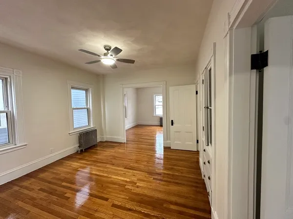 $3,200 | 173 Everett Street, Unit 1, Boston, MA 02134